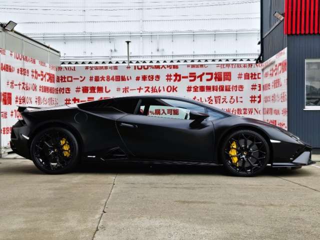 2024 Lamborghini HURACAN — миниатюра 11