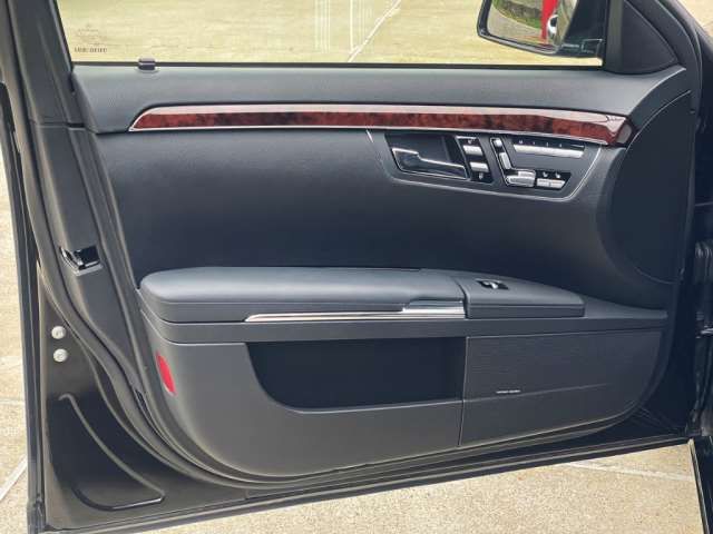 2010 Mercedes-BENZ S-CLASS — миниатюра 13