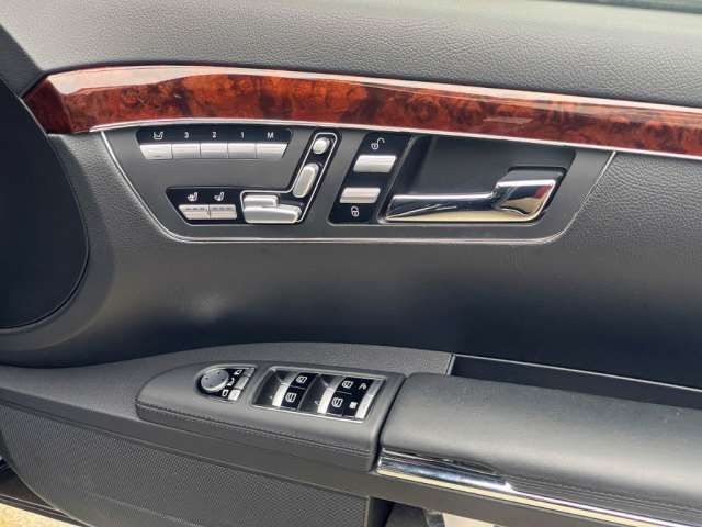 2010 Mercedes-BENZ S-CLASS — миниатюра 26