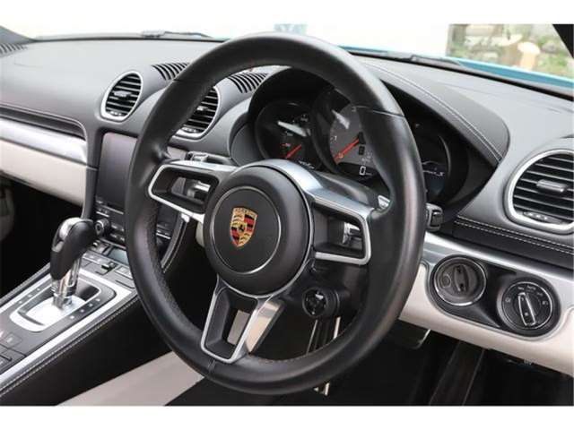 2020 Porsche 718 CAYMAN 缩略图 32