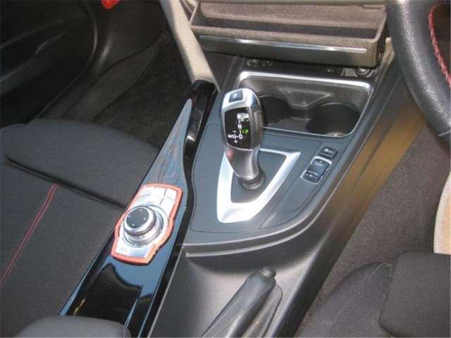 2015 BMW 3 SERIES photo 5