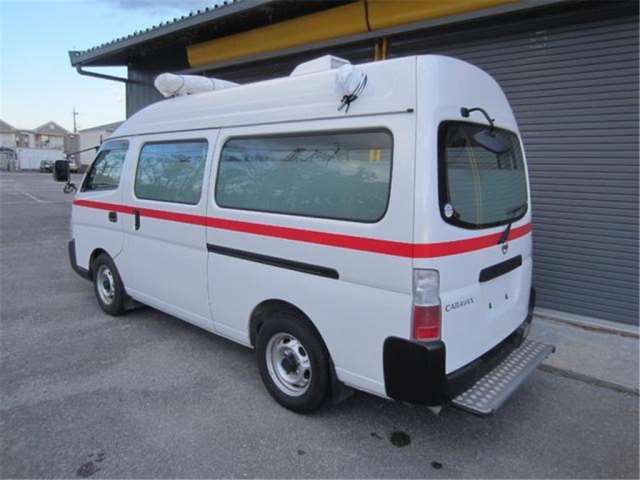 2003 Nissan CARAVAN — миниатюра 30