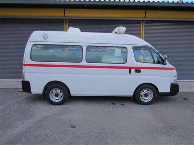2003 Nissan CARAVAN — миниатюра 45
