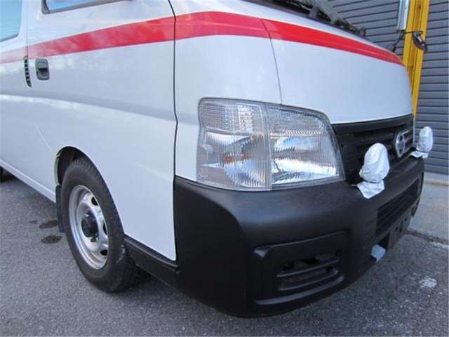 2003 Nissan CARAVAN — миниатюра 48