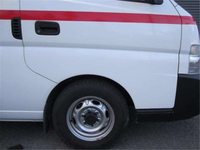 2003 Nissan CARAVAN — миниатюра 49