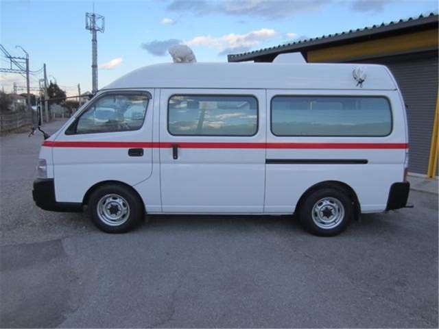2003 Nissan CARAVAN — миниатюра 7
