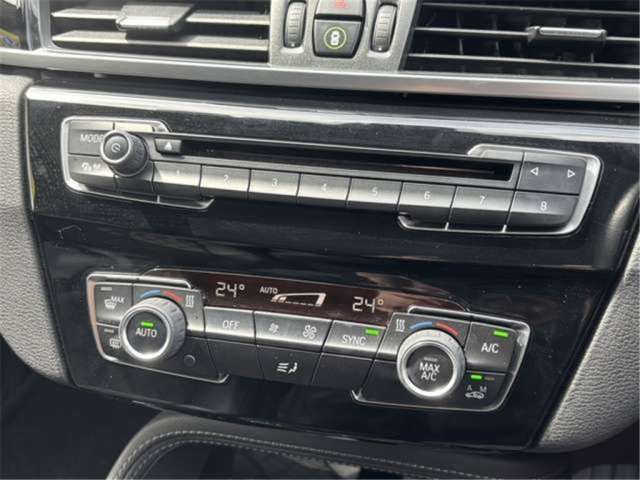 2017 BMW X1 — миниатюра 12