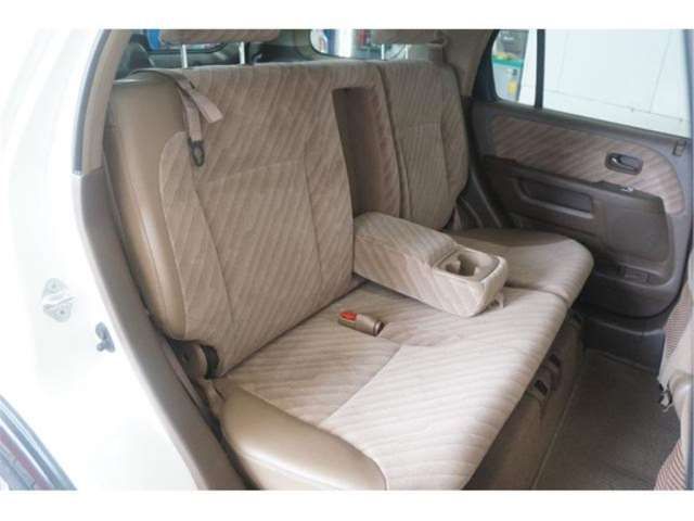2003 Honda CR-V thumbnail 18