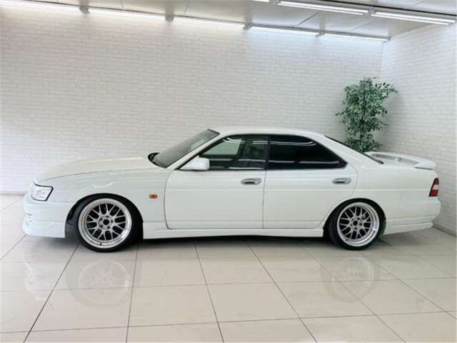 1999 Nissan LAUREL — миниатюра 18