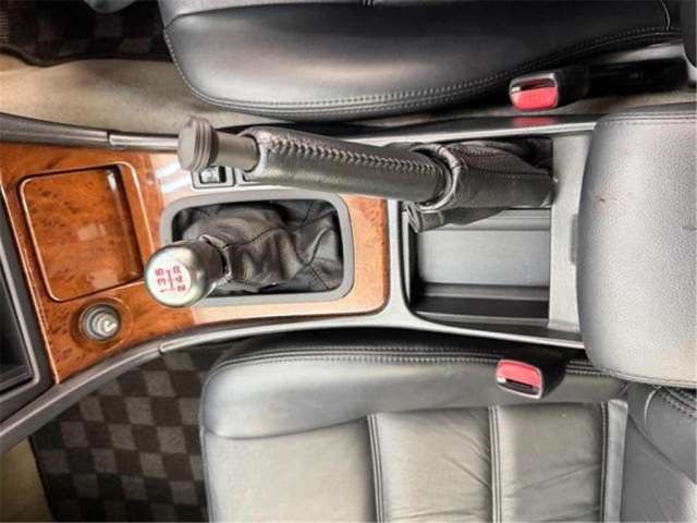 1999 Nissan LAUREL 照片 10