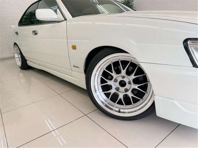 1999 Nissan LAUREL — миниатюра 35