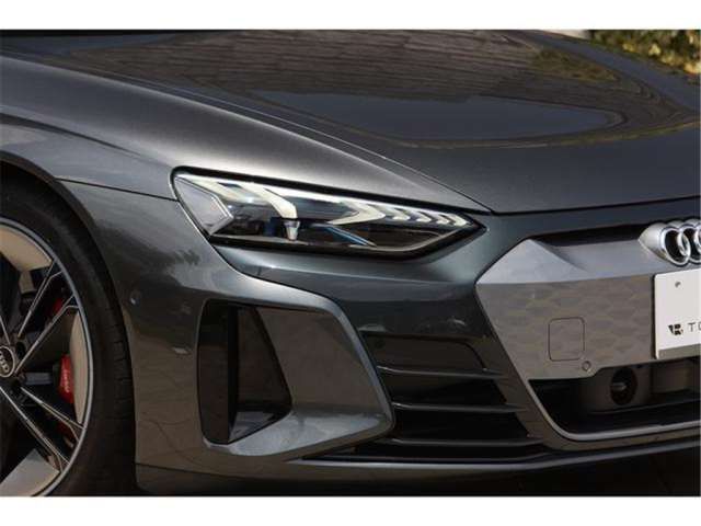 2021 AUDI RS E-TRON GT — миниатюра 26