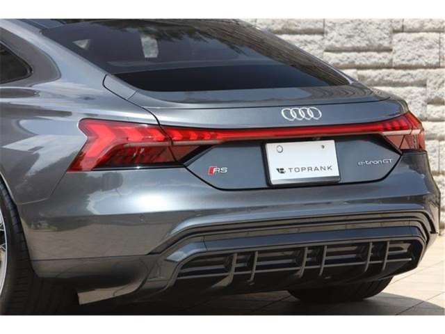 2021 AUDI RS E-TRON GT — миниатюра 27