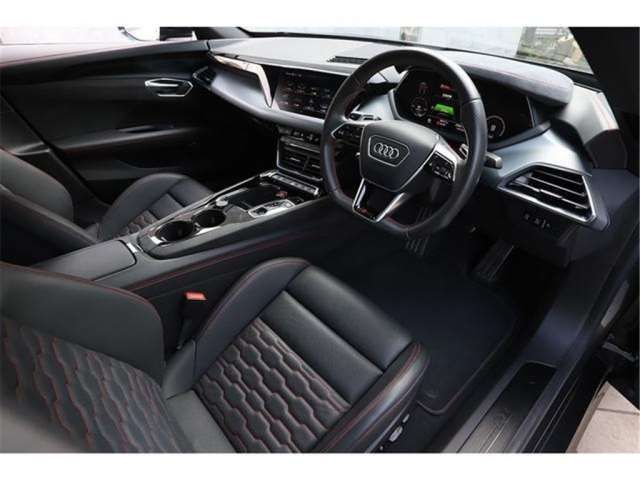 2021 AUDI RS E-TRON GT — миниатюра 36