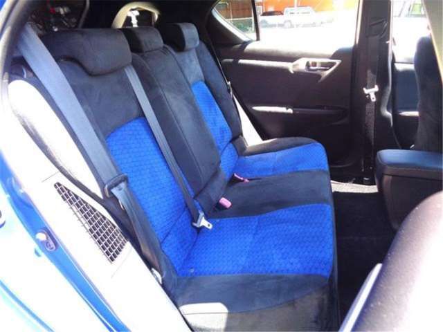 صورة مصغرة 16 لـ 2011 Lexus CT