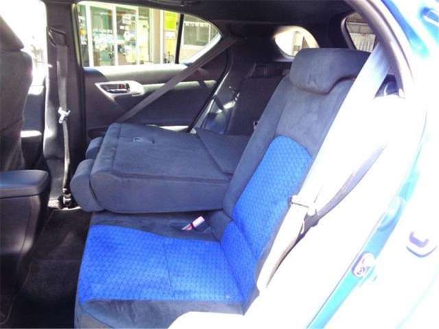 صورة مصغرة 14 لـ 2011 Lexus CT