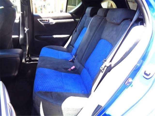 صورة مصغرة 13 لـ 2011 Lexus CT