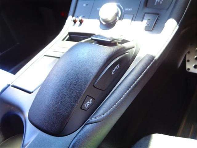 صورة مصغرة 28 لـ 2011 Lexus CT