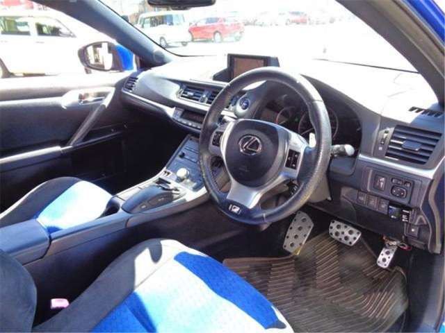 صورة مصغرة 35 لـ 2011 Lexus CT