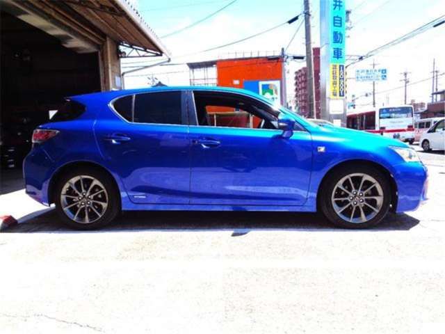 صورة مصغرة 4 لـ 2011 Lexus CT