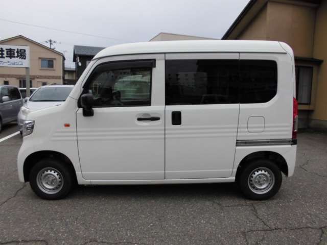 2018 Honda N-VAN photo 6