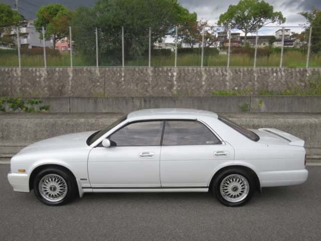 1994 Nissan GLORIA — миниатюра 25