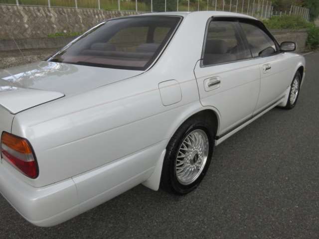 1994 Nissan GLORIA — миниатюра 27
