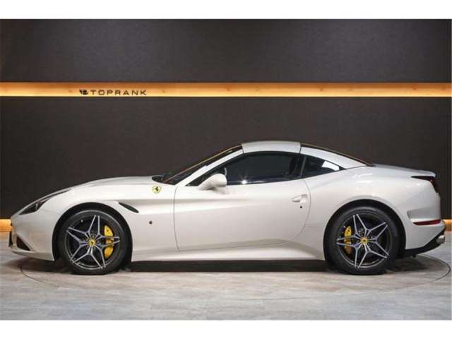 صورة مصغرة 20 لـ 2016 Ferrari CALIFORNIA T