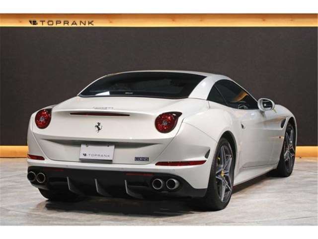 صورة مصغرة 16 لـ 2016 Ferrari CALIFORNIA T