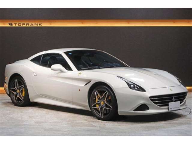 صورة مصغرة 13 لـ 2016 Ferrari CALIFORNIA T