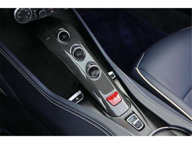 صورة مصغرة 10 لـ 2016 Ferrari CALIFORNIA T