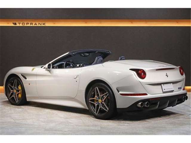 صورة مصغرة 26 لـ 2016 Ferrari CALIFORNIA T