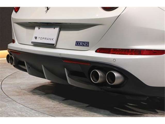 صورة مصغرة 39 لـ 2016 Ferrari CALIFORNIA T