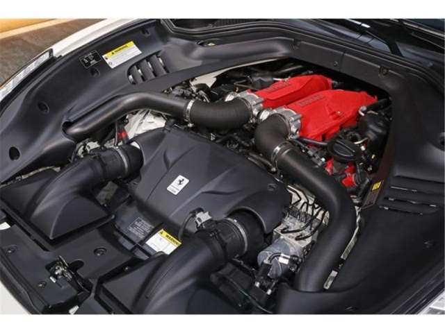 صورة مصغرة 48 لـ 2016 Ferrari CALIFORNIA T