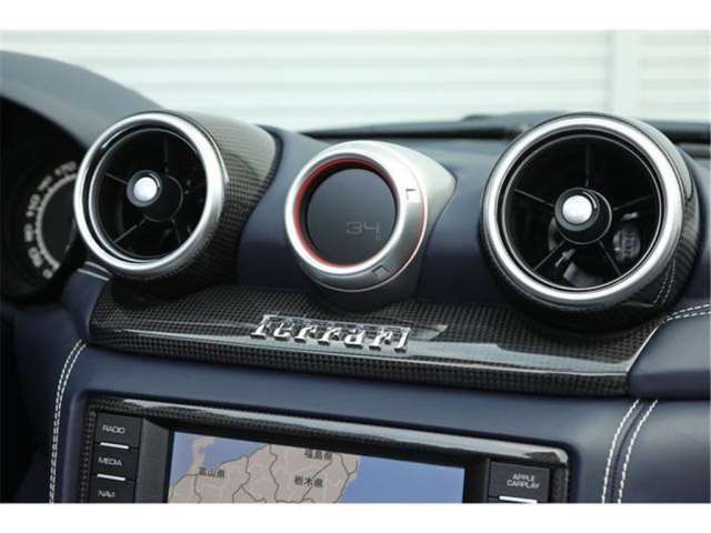 صورة مصغرة 9 لـ 2016 Ferrari CALIFORNIA T