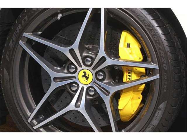 صورة مصغرة 6 لـ 2016 Ferrari CALIFORNIA T