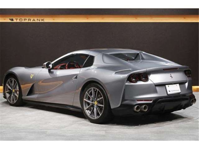 2020 Ferrari 812 GTS — миниатюра 19