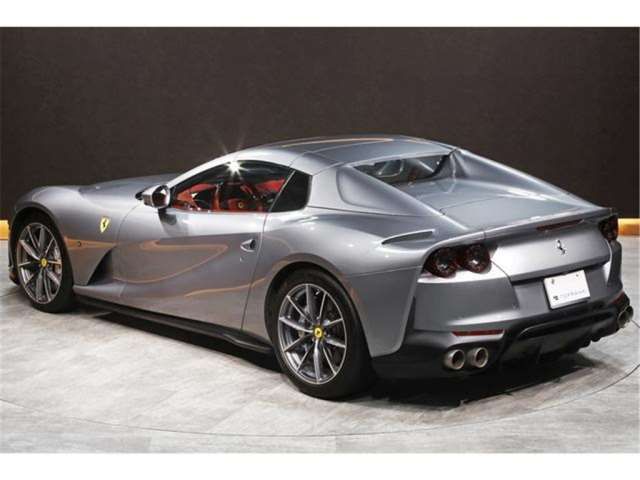 2020 Ferrari 812 GTS — миниатюра 34