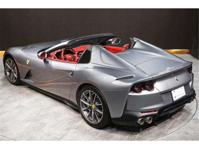 2020 Ferrari 812 GTS — миниатюра 38