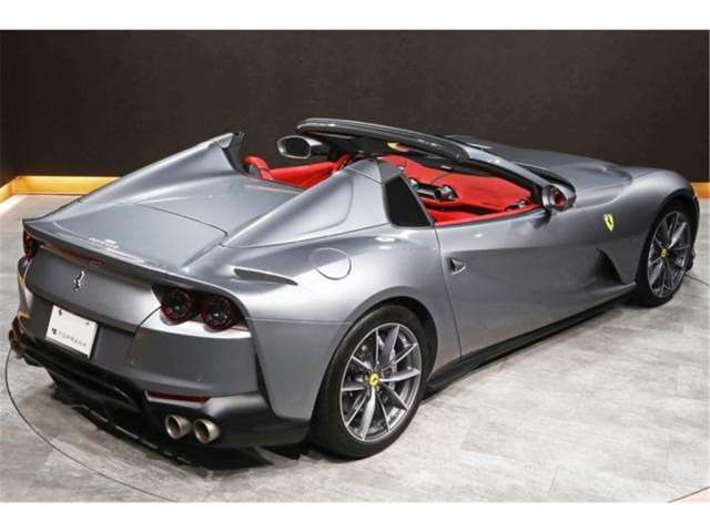 2020 Ferrari 812 GTS — миниатюра 40