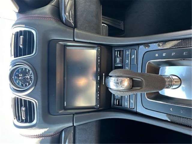2015 Porsche CAYMAN 缩略图 39
