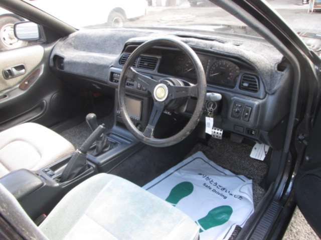1990 Nissan CEFIRO — миниатюра 6