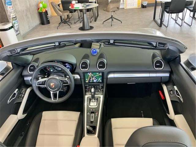 صورة مصغرة 4 لـ 2025 Porsche 718 BOXSTER