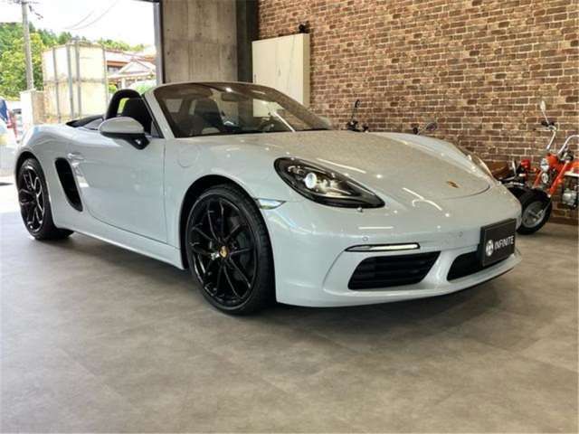 صورة مصغرة 3 لـ 2025 Porsche 718 BOXSTER