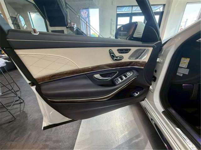 صورة 9 لـ 2014 Mercedes-BENZ S-CLASS AMG