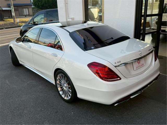 صورة 7 لـ 2014 Mercedes-BENZ S-CLASS AMG