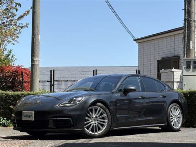 2020 Porsche PANAMERA 缩略图 3