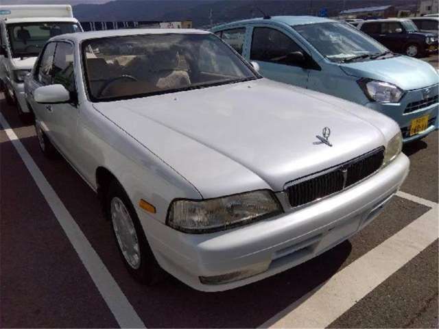 1995 Nissan LAUREL 照片 4