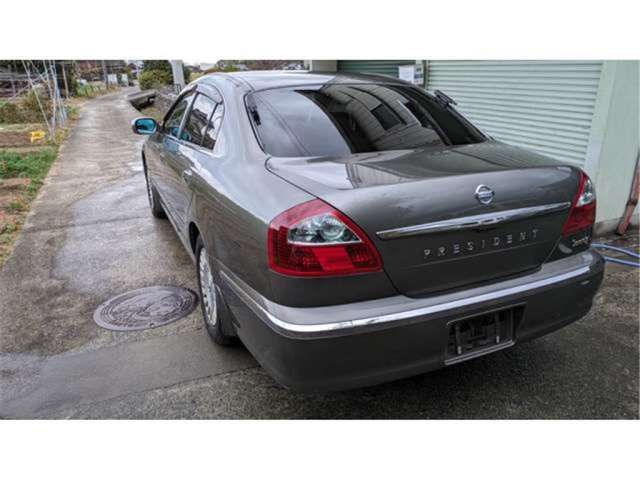 صورة 4 لـ 2003 Nissan PRESIDENT