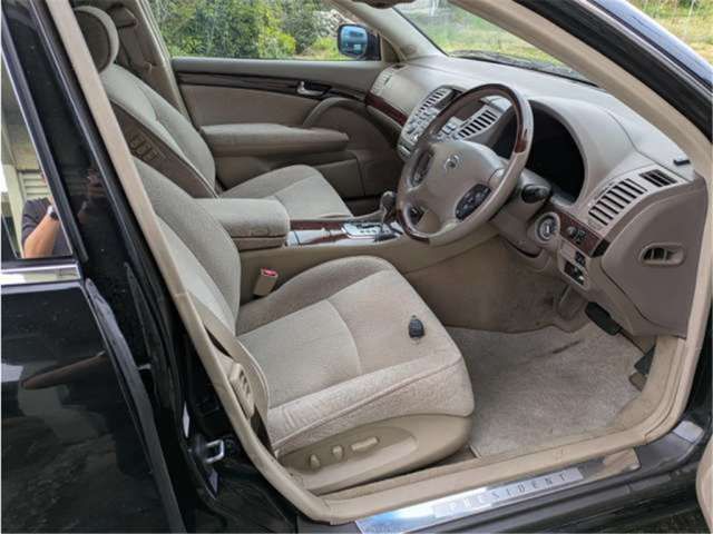 صورة 5 لـ 2003 Nissan PRESIDENT